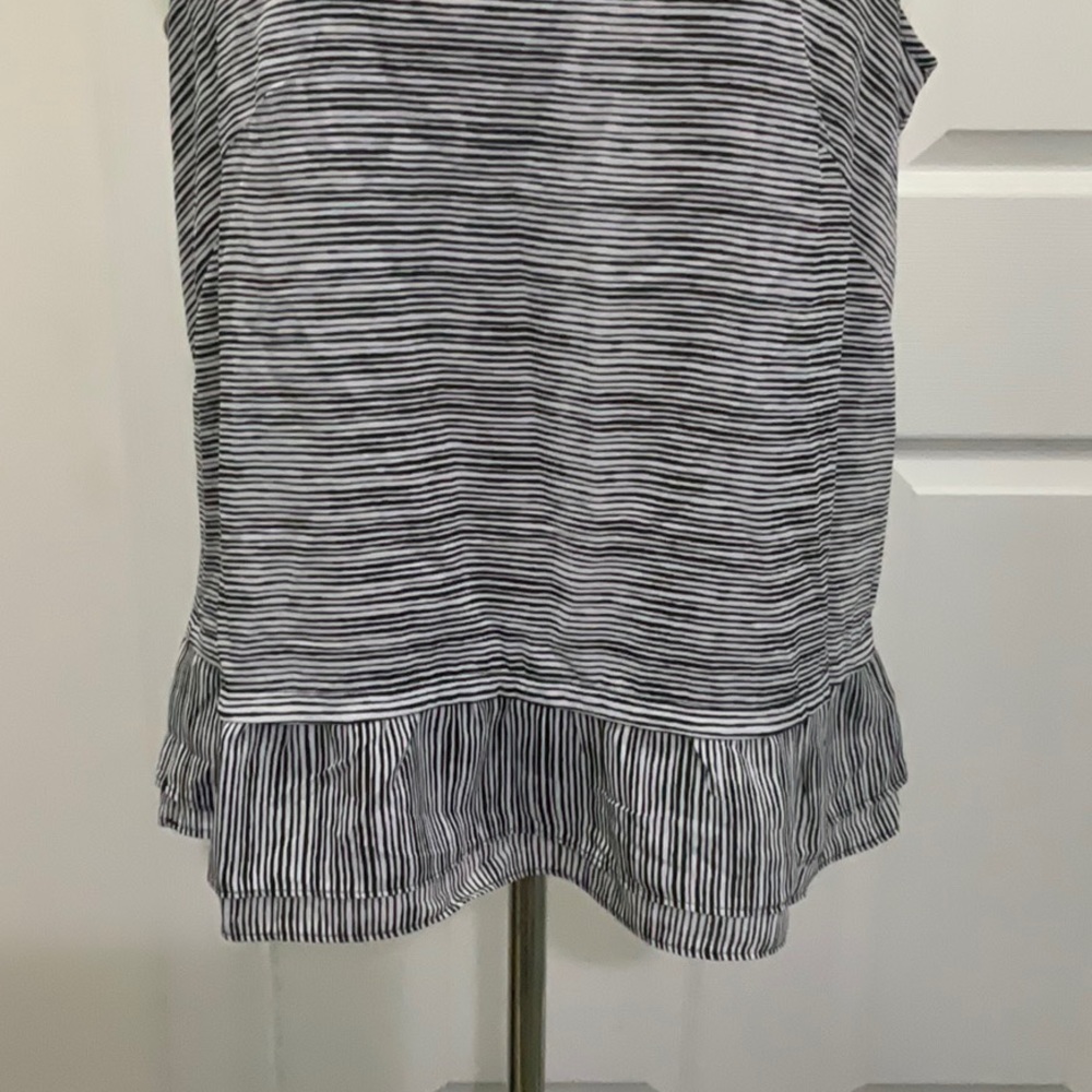 Elle Ruffle Hem Chiffon Top - Picture 3 of 9